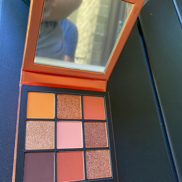 Huda Beauty Obsessions Topaz Palette - Picture 2 of 11
